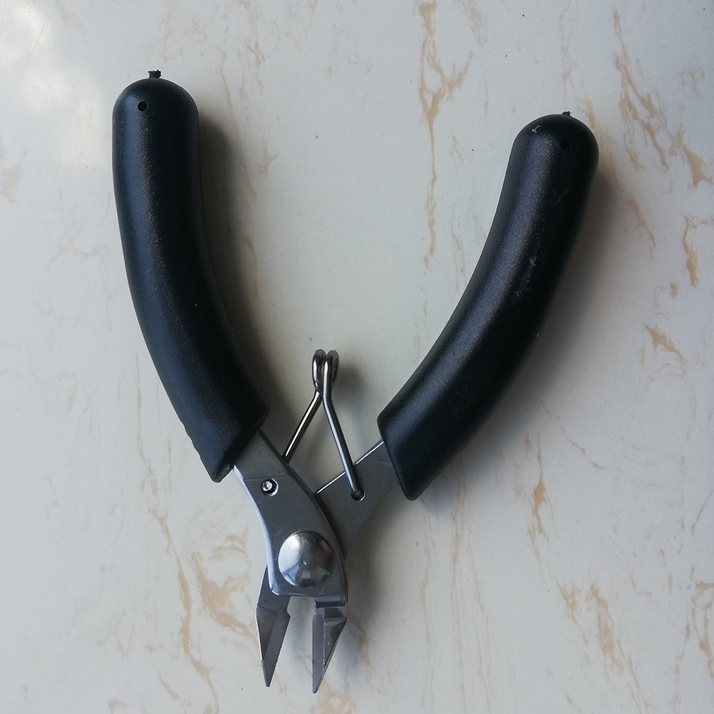Badminton Match - Ergonomic Diagonal Pliers for Tennis Badminton